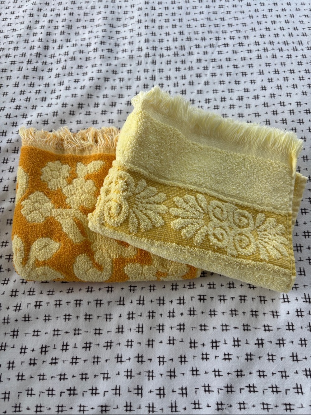 Vintage Cannon Hand Towels- set of 2, yellow/gold, fringe, 15.5x27”